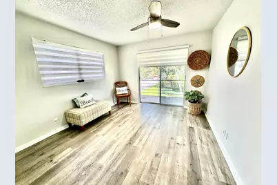 277 Chatham N, West Palm Beach, FL 33417 - Photo 7