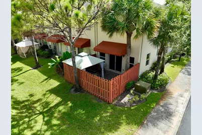 2952 NW 33rd Lane, Lauderdale Lakes, FL 33311 - Photo 15