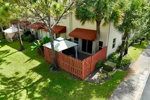 2952 NW 33rd Ln, Lauderdale Lakes, FL 33311 - Photo 15