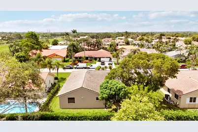 15821 Sedgewyck Circle N, Davie, FL 33331 - Photo 9
