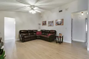 15821 Sedgewyck Cir N, Davie, FL 33331 - Photo 35