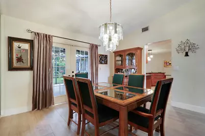 15821 Sedgewyck Circle N, Davie, FL 33331 - Photo 17