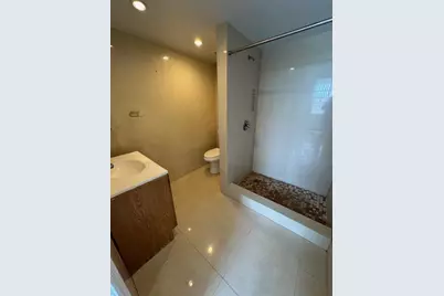10000 NW 80th Court #2534, Hialeah Gardens, FL 33016 - Photo 9