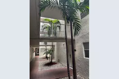 10000 NW 80th Court #2534, Hialeah Gardens, FL 33016 - Photo 13