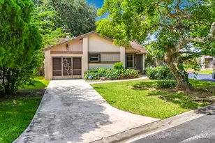 2208 Seagrape Cir, Coconut Creek, FL 33066 - Photo 3