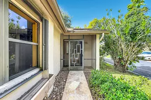 2208 Seagrape Cir, Coconut Creek, FL 33066 - Photo 5