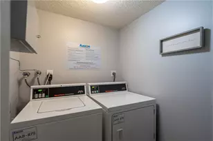 1200 Hibiscus Ave, Pompano Beach, FL 33062 - Photo 29