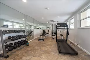 1200 Hibiscus Ave, Pompano Beach, FL 33062 - Photo 23