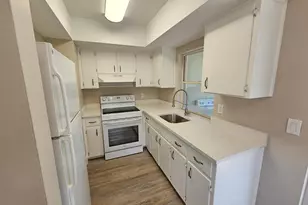 2110 NE 41st St, Lighthouse Point, FL 33064 - Photo 11