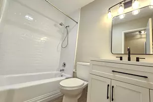 2110 NE 41st St, Lighthouse Point, FL 33064 - Photo 19