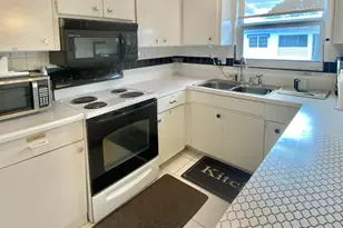 68 Stratford E, West Palm Beach, FL 33417 - Photo 3