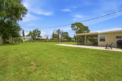 409 SE Gasparilla Avenue, Port Saint Lucie, FL 34983 - Photo 37