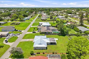 409 SE Gasparilla Ave, Port Saint Lucie, FL 34983 - Photo 43