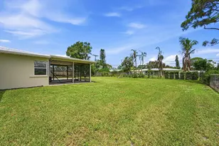 409 SE Gasparilla Ave, Port Saint Lucie, FL 34983 - Photo 37