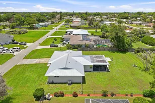 409 SE Gasparilla Ave, Port Saint Lucie, FL 34983 - Photo 11