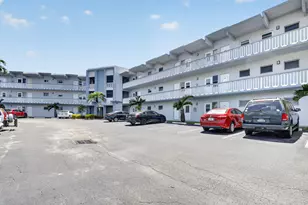 2200 Park Ln, Hollywood, FL 33021 - Photo 3