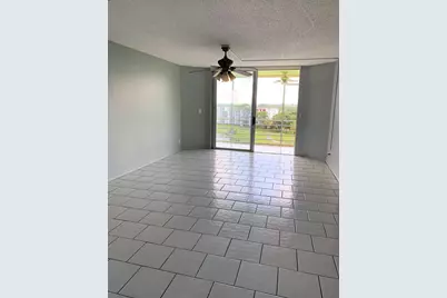 3465 Via Poinciana #804, Lake Worth, FL 33467 - Photo 5