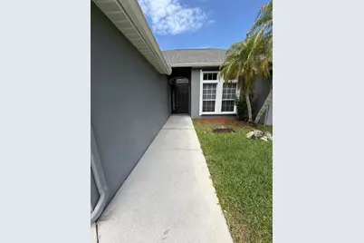 2619 SW Fair Isle Road, Port Saint Lucie, FL 34987 - Photo 7