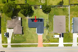 450 SE Thornhill Dr, Port Saint Lucie, FL 34984 - Photo 31