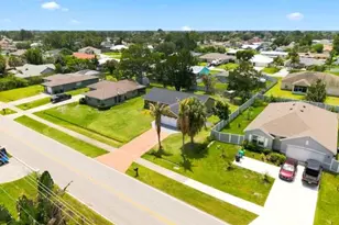 450 SE Thornhill Dr, Port Saint Lucie, FL 34984 - Photo 39