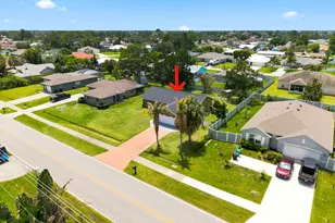 450 SE Thornhill Dr, Port Saint Lucie, FL 34983 - Photo 33