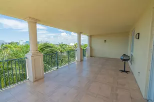 9 NE 20th Ave, Deerfield Beach, FL 33441 - Photo 5