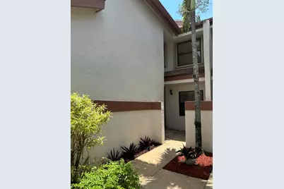 12692 Shoreline Drive #3B, Wellington, FL 33414 - Photo 3