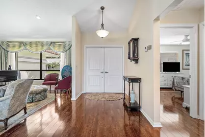 9295 Sun Pointe Drive, Boynton Beach, FL 33437 - Photo 5