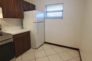 1100 NW 87th Ave, Coral Springs, FL 33071 - Photo 11
