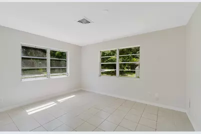 5605 38th Street, Vero Beach, FL 32966 - Photo 11
