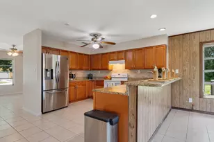 5605 38th St, Vero Beach, FL 32966 - Photo 5