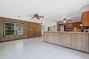5605 38th St, Vero Beach, FL 32966 - Photo 9