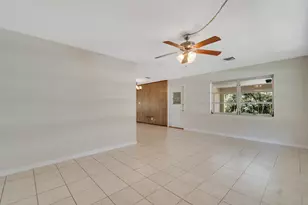 5605 38th St, Vero Beach, FL 32966 - Photo 9