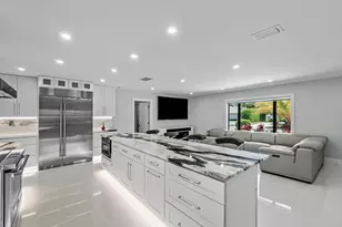 820 SW 16th St, Boca Raton, FL 33486 - Photo 13