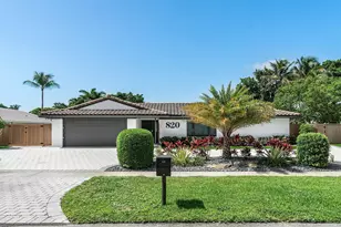 820 SW 16th St, Boca Raton, FL 33486 - Photo 1