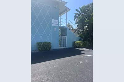400 Northlake Court #204, North Palm Beach, FL 33408 - Photo 1