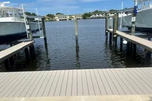 400 Northlake Ct, North Palm Beach, FL 33408 - Photo 13