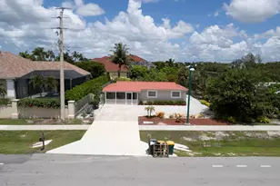 2191 Thomasson Dr, Naples, FL 34112 - Photo 19