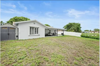 2510 NW 110th Terrace, Sunrise, FL 33322 - Photo 13