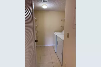 718 Sunny Pine Way #B1, Greenacres, FL 33415 - Photo 5
