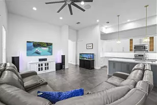 455 Cresta Cir, West Palm Beach, FL 33413 - Photo 29