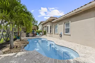 455 Cresta Cir, West Palm Beach, FL 33413 - Photo 5