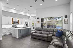 455 Cresta Cir, West Palm Beach, FL 33413 - Photo 29