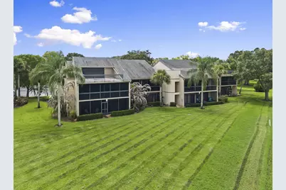 9450 Meadowood Drive #101, Fort Pierce, FL 34951 - Photo 5