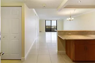 2500 Parkview Dr, Hallandale Beach, FL 33009 - Photo 17
