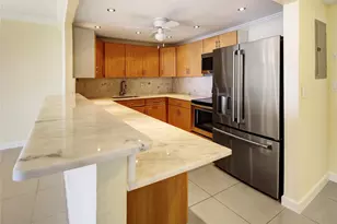 2500 Parkview Dr, Hallandale Beach, FL 33009 - Photo 11