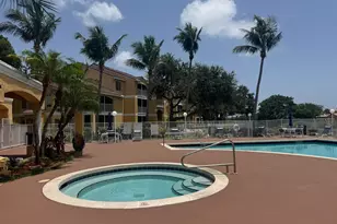 2662 NW 33rd St, Oakland Park, FL 33309 - Photo 27