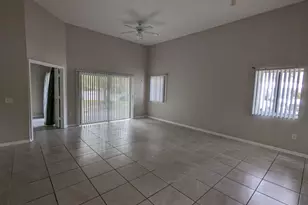 260 Crestwood Cir, Royal Palm Beach, FL 33411 - Photo 7