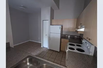 260 Crestwood Circle #106, Royal Palm Beach, FL 33411 - Photo 5