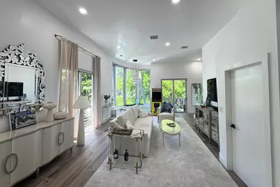 361 Jefferson Avenue, Miami Beach, FL 33139 - Photo 7